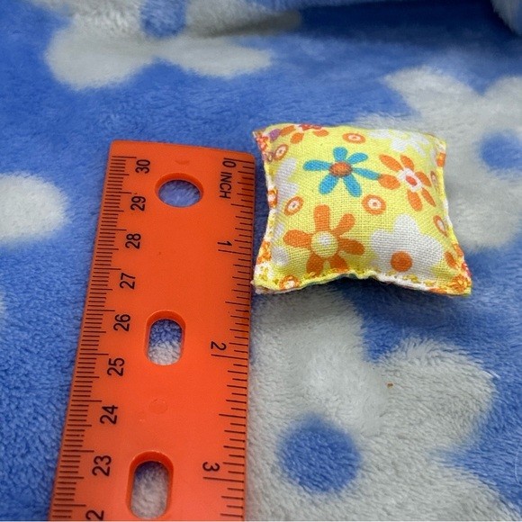 Colorful Miniature Pillows Set - Picture 8 of 8